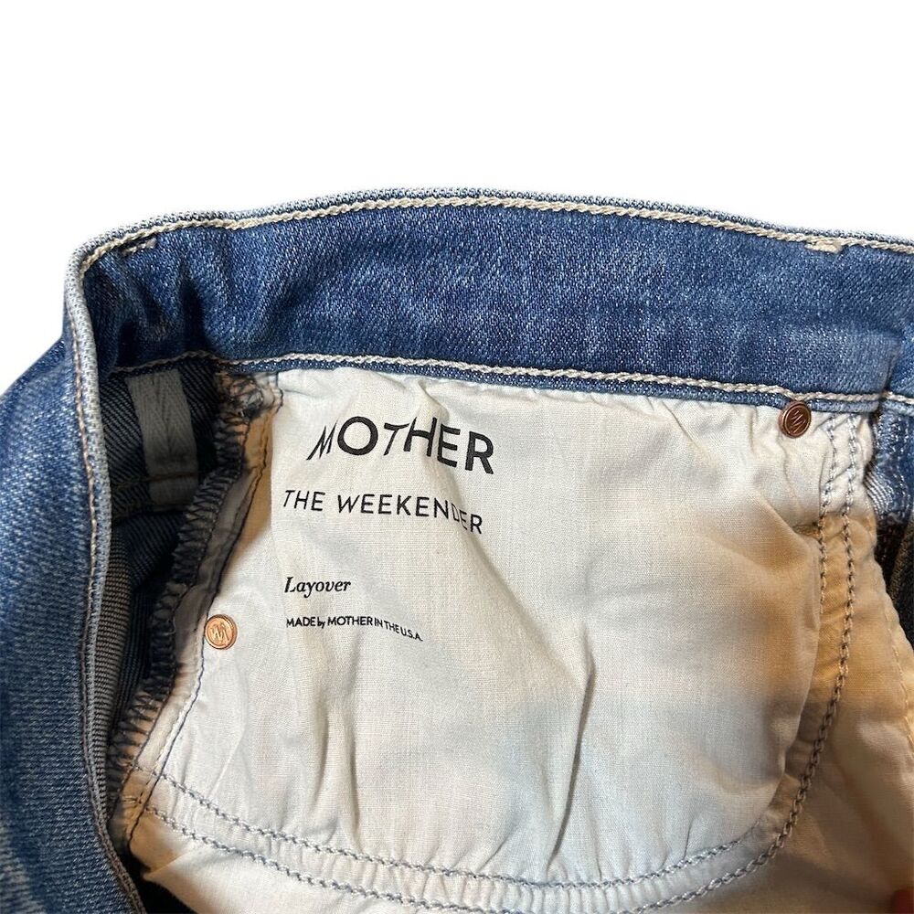 MOTHER The Weekender Women's Flare Jeans in Layover Wash Size 32 - Picture 12 of 16